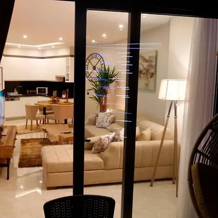 Amazing Sea View, 8th Floor, Panoramic Sea View Апартаменты *
