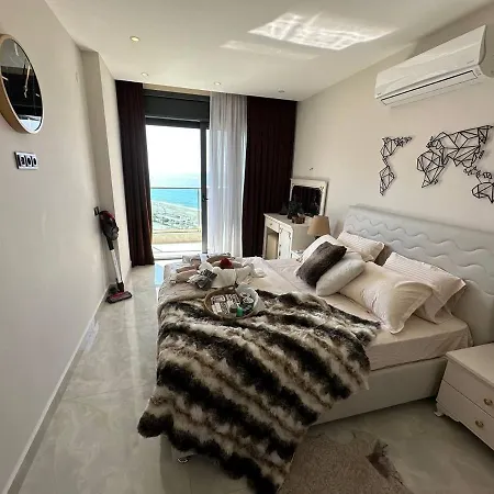 Апартаменты Amazing Sea View, 8th Floor, Panoramic Sea View