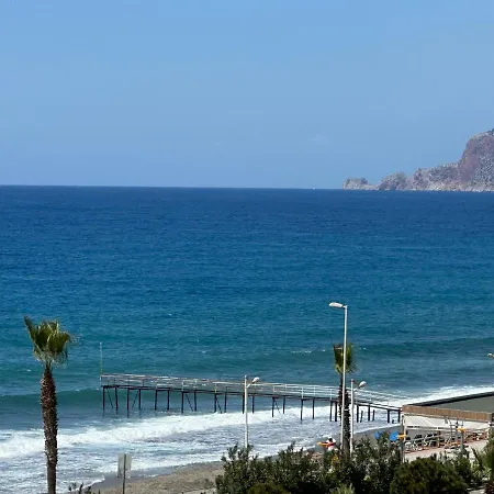 Amazing Sea View, 8th Floor, Panoramic Sea View * אלאניה